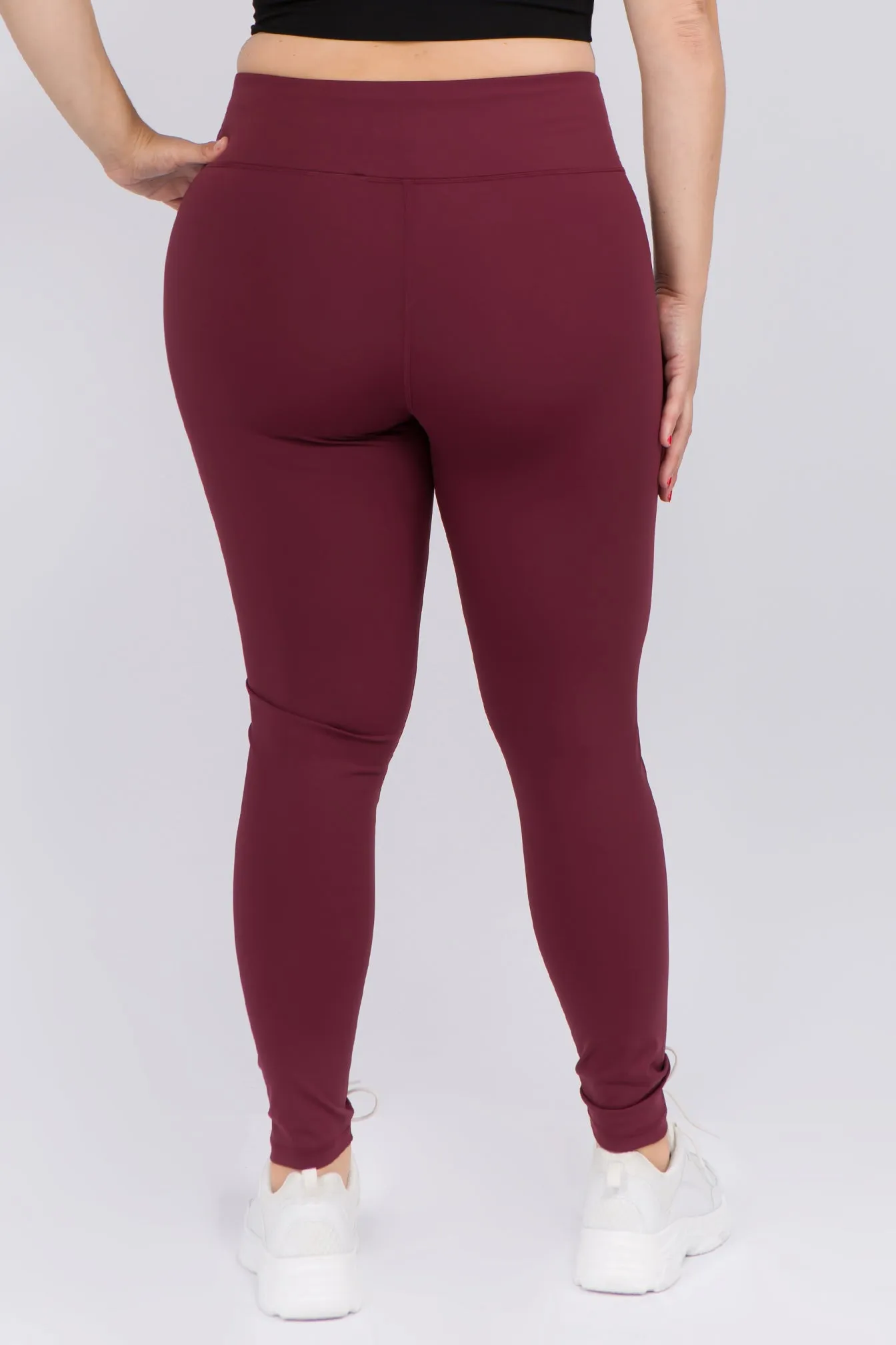 Plus Size Active High Rise Phone Pocket Matte Leggings