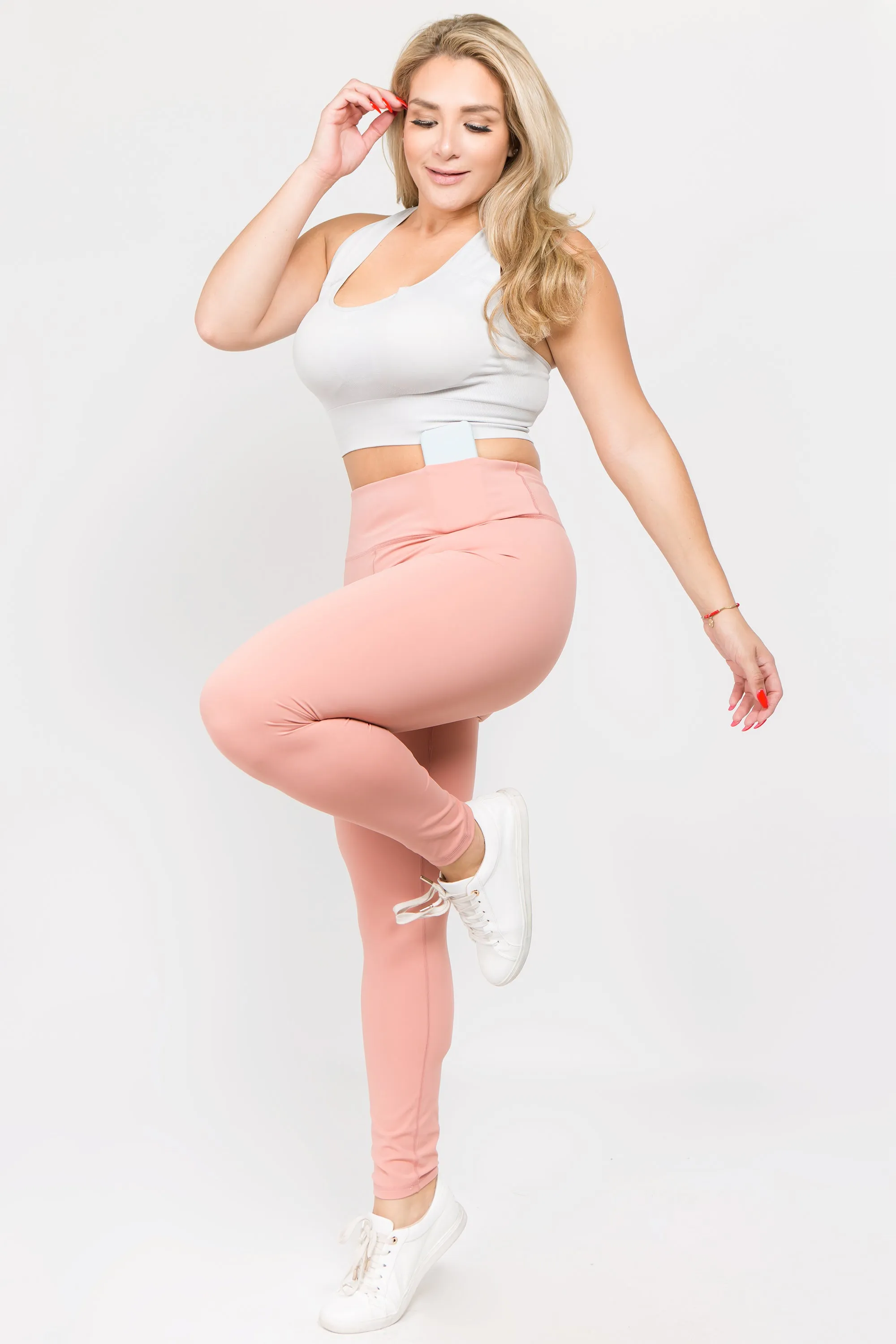 Plus Size Active High Rise Phone Pocket Matte Leggings