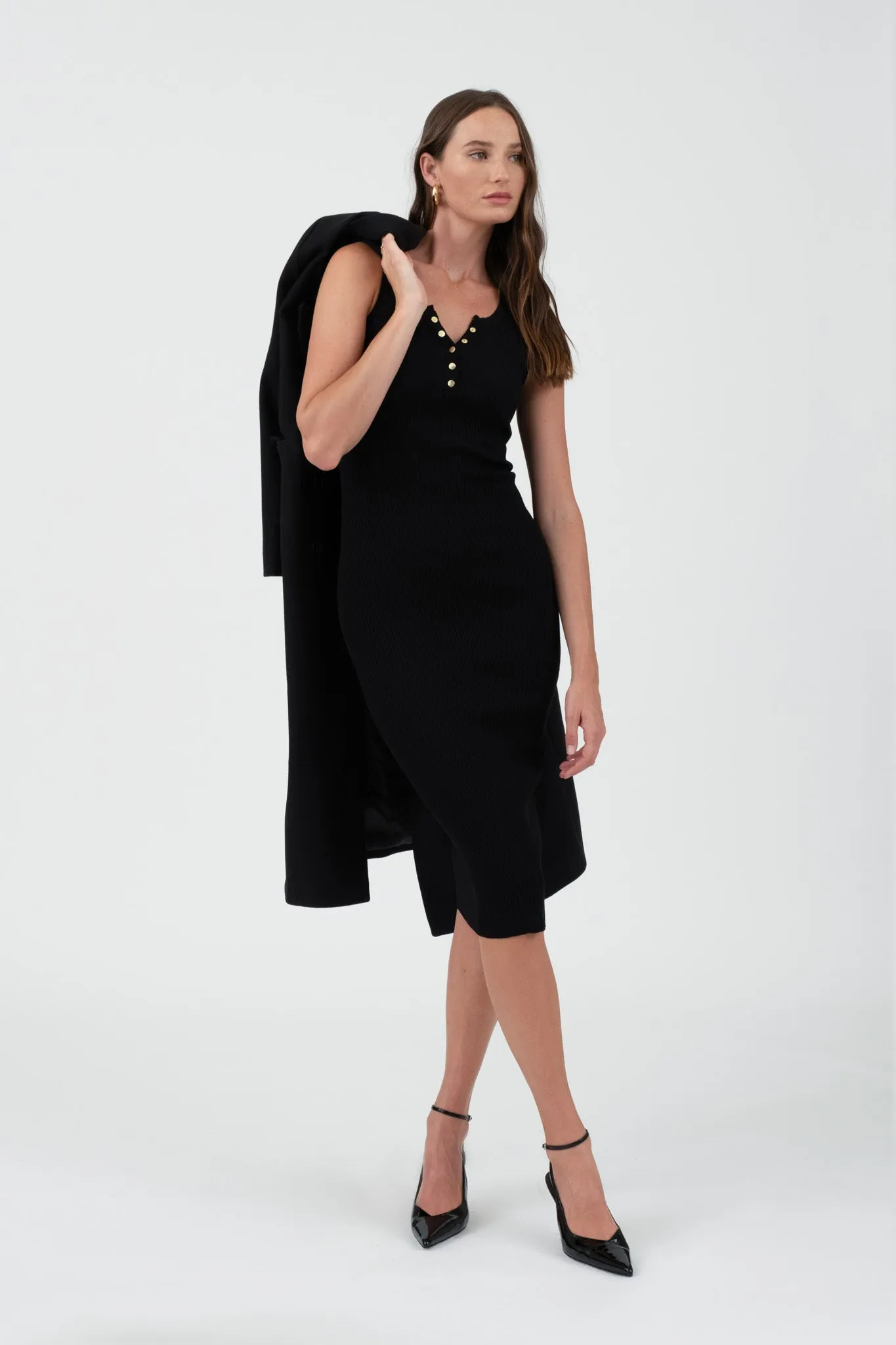 SLEEVELESS HENLEY SWEATER KNIT MIDI DRESS