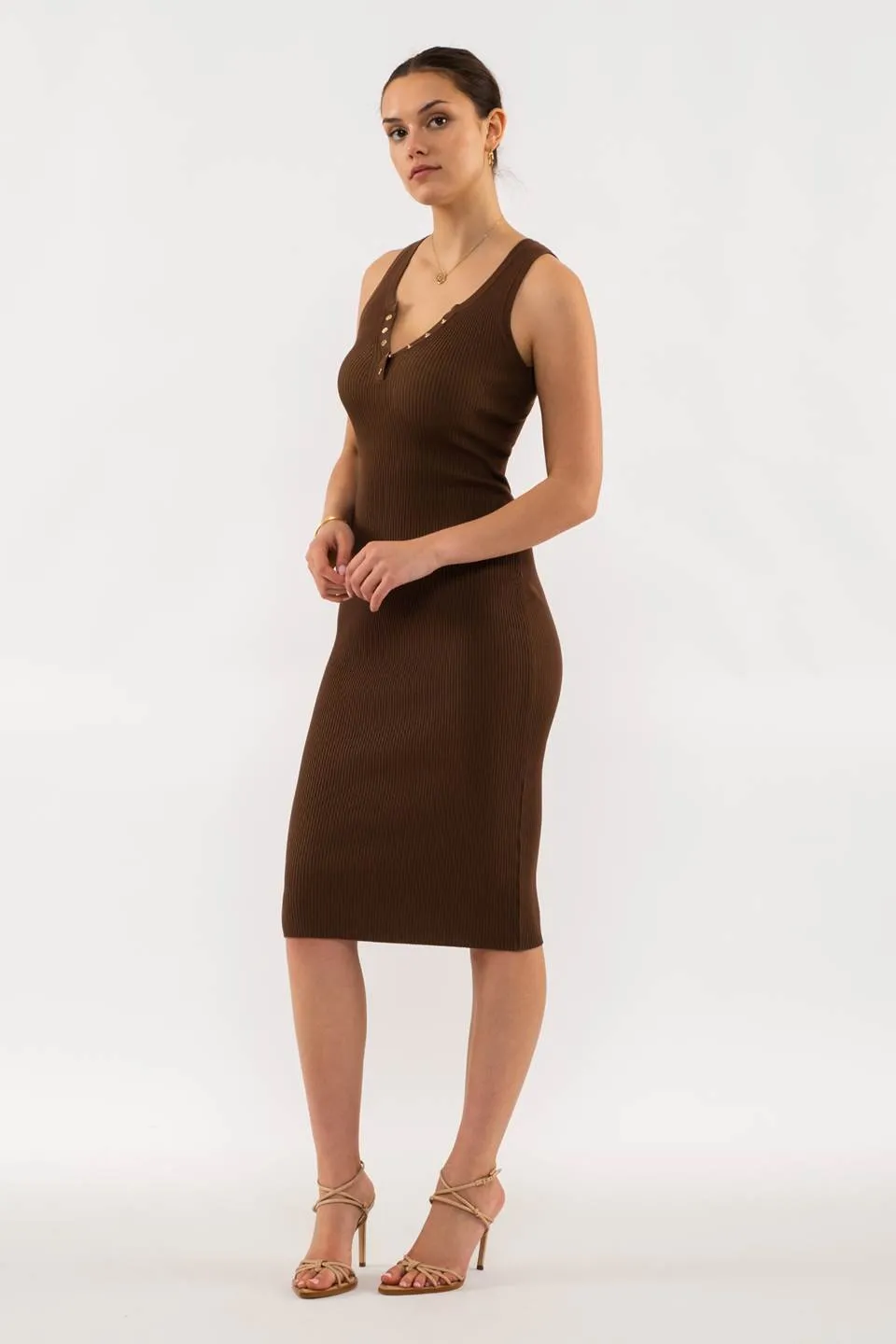 SLEEVELESS HENLEY SWEATER KNIT MIDI DRESS